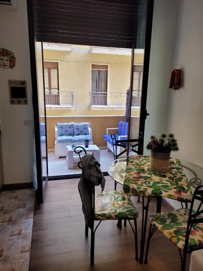 La Dimora Di Enrico Lejlighed Catania Eksteriør billede